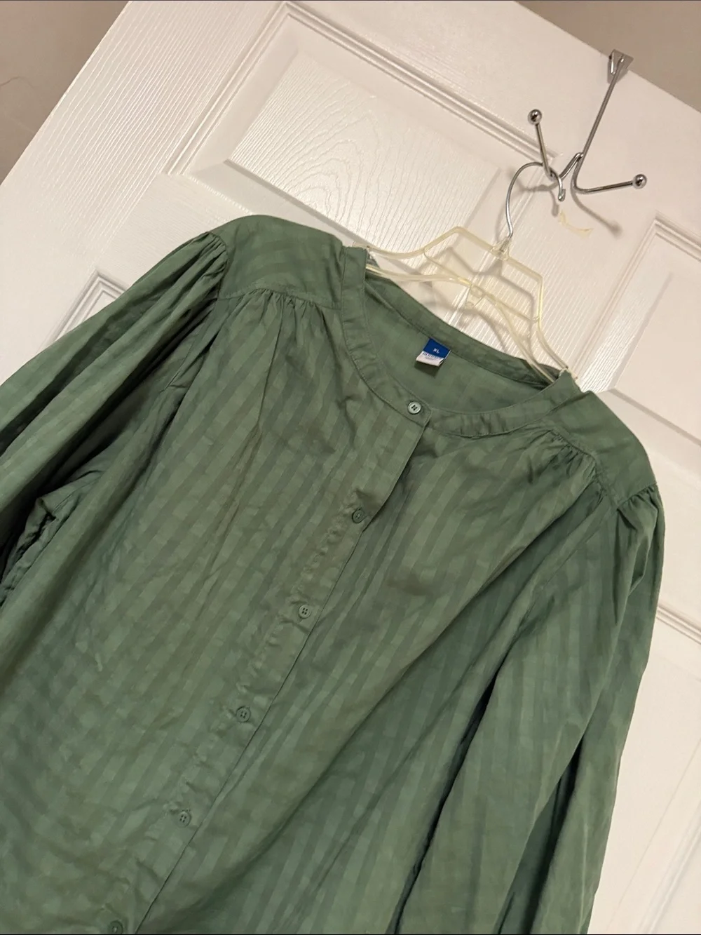 Old Navy Olive Green Button-Up Puff Sleeve Blouse